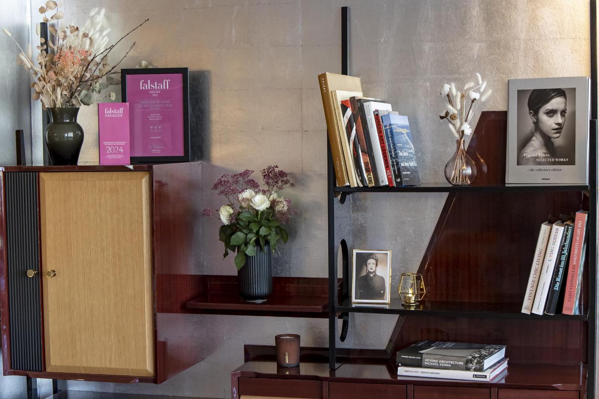 Muze - Handwritten Collection Hotel