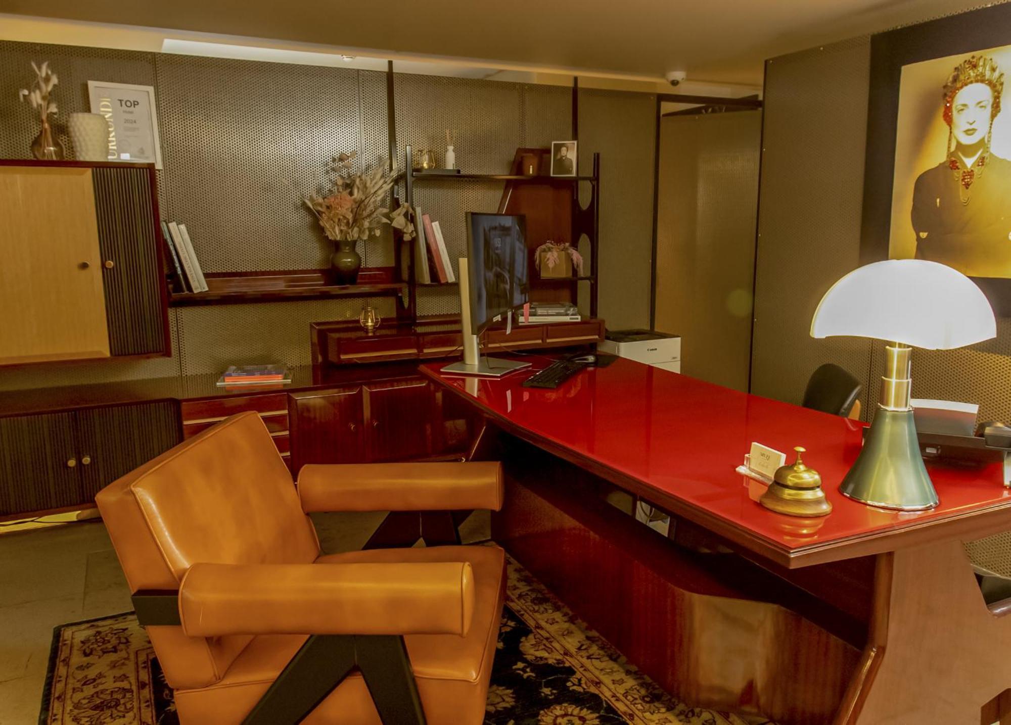 Muze - Handwritten Collection 4*