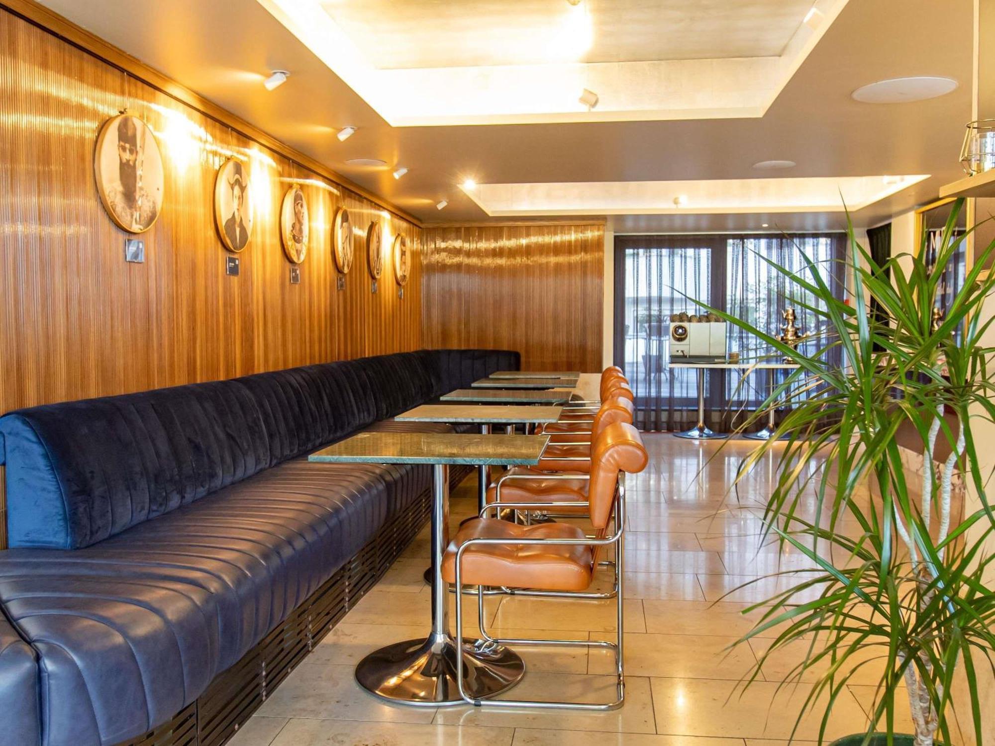 Muze - Handwritten Collection 4* Dusseldorf