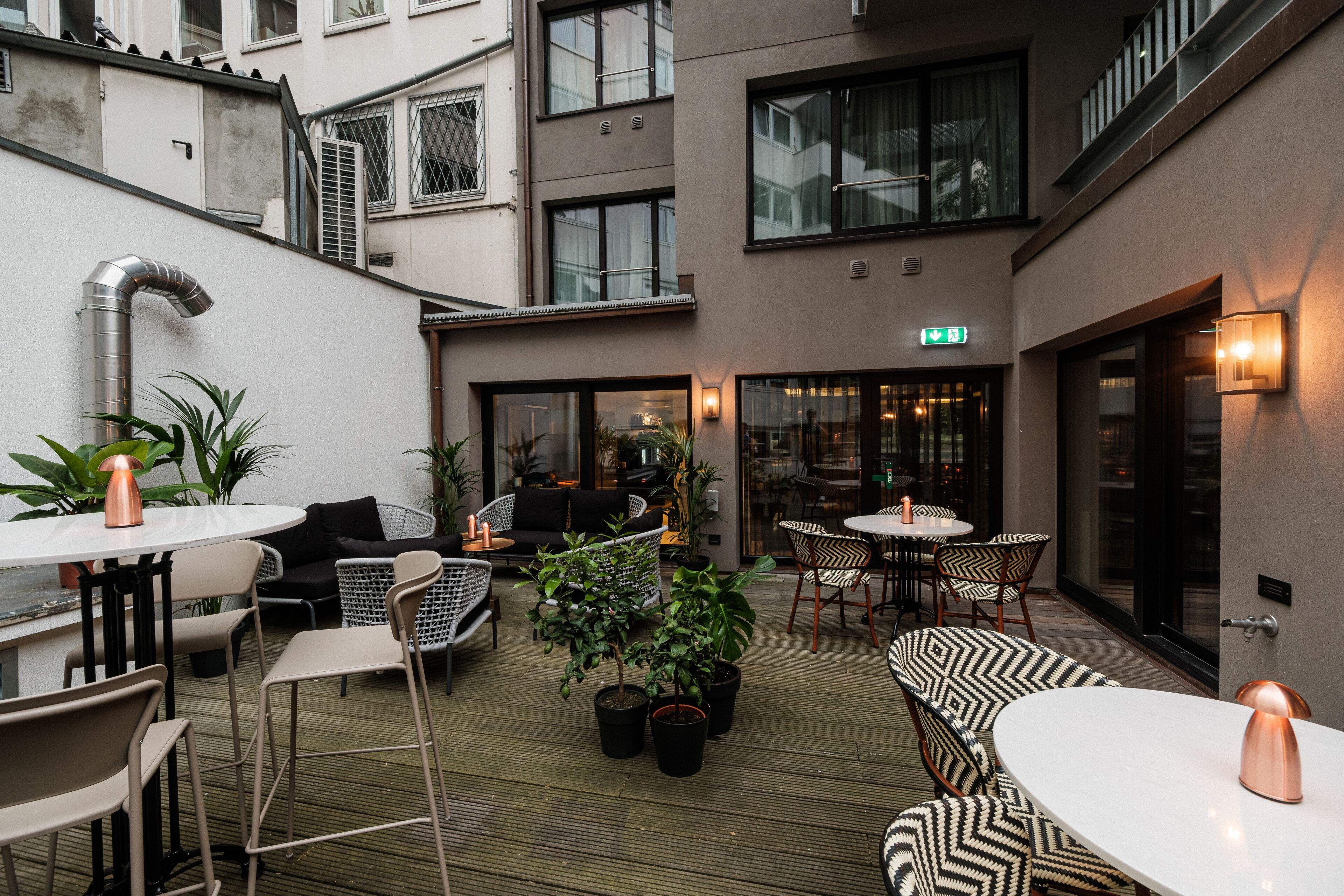 Muze - Handwritten Collection Hotel