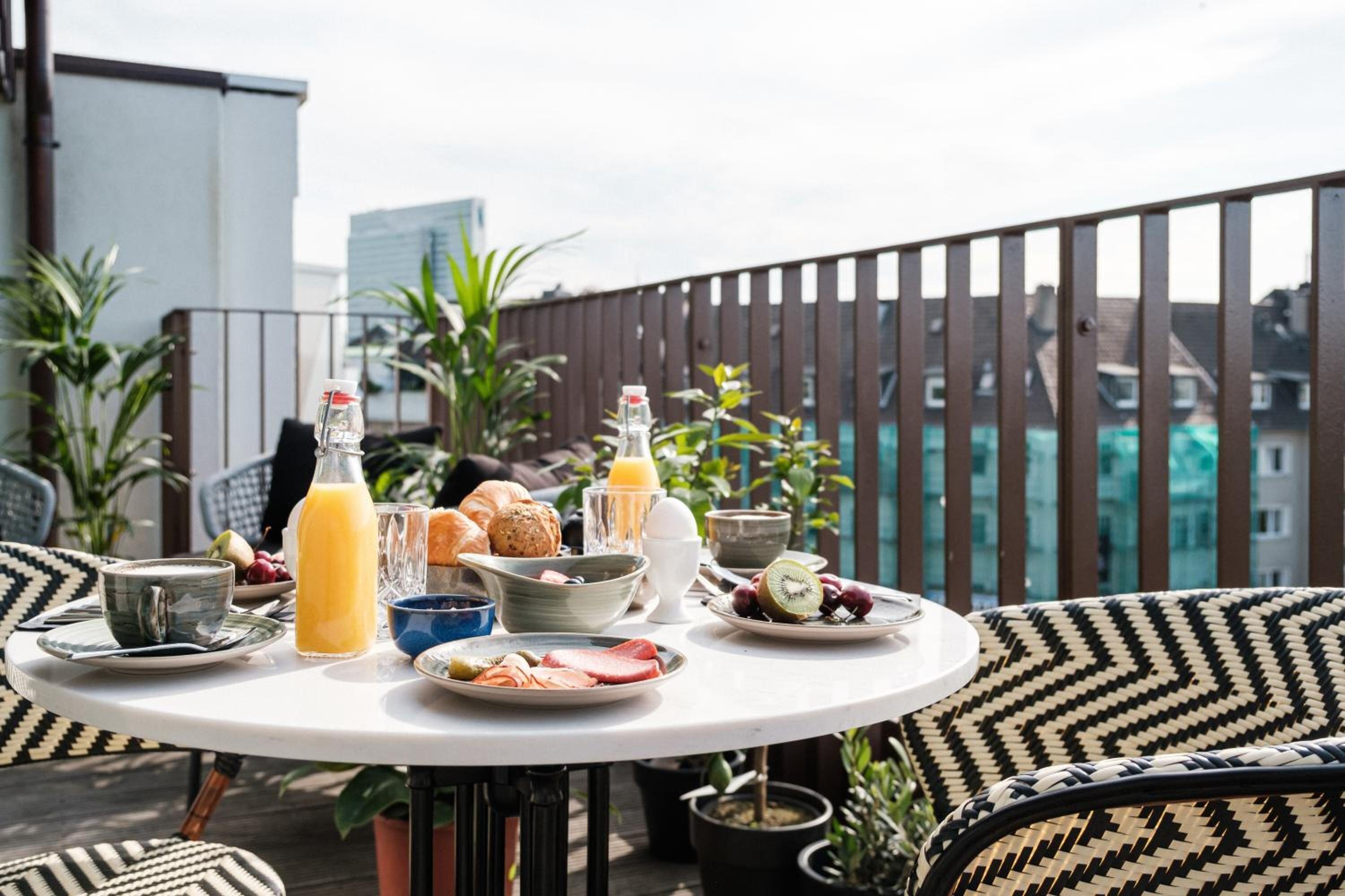 Muze - Handwritten Collection Dusseldorf