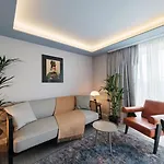 Hotel Muze - Handwritten Collection