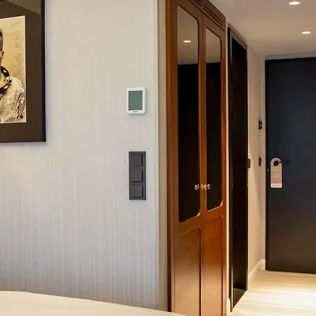 Hotel Muze - Handwritten Collection 4*