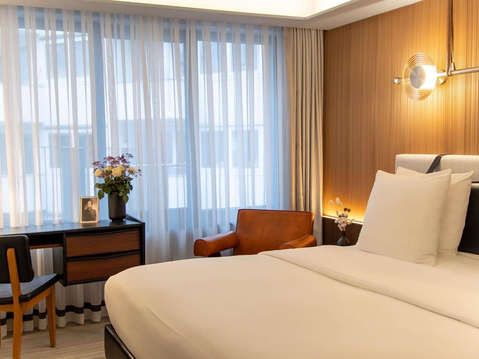 Hotel Muze - Handwritten Collection 4*